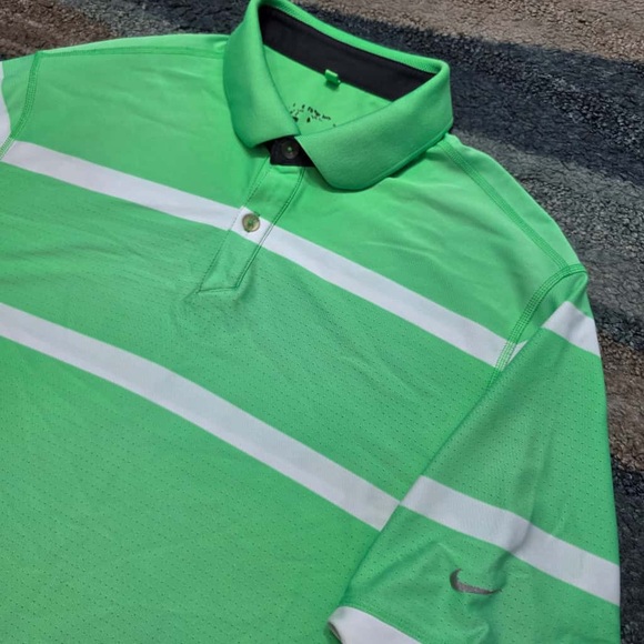 Nike Dri-Fit Men’s Large Green White Stripe Polo Golf Shirt Performance Athletic - Picture 1 of 7